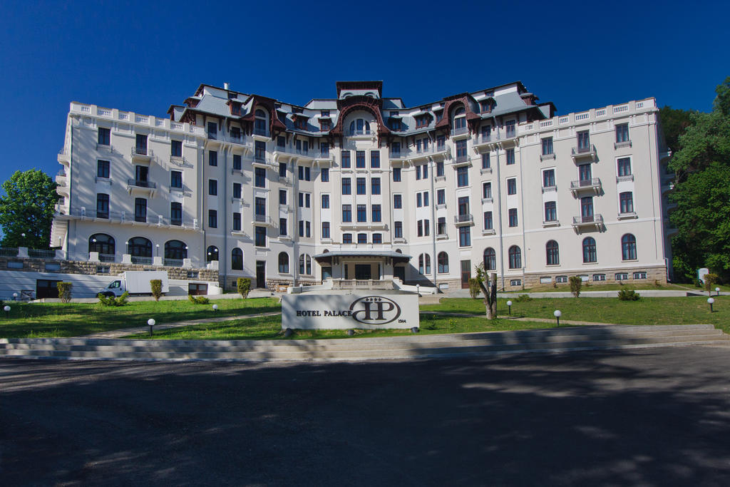 Hotel Palace Băile Govora Exterior foto